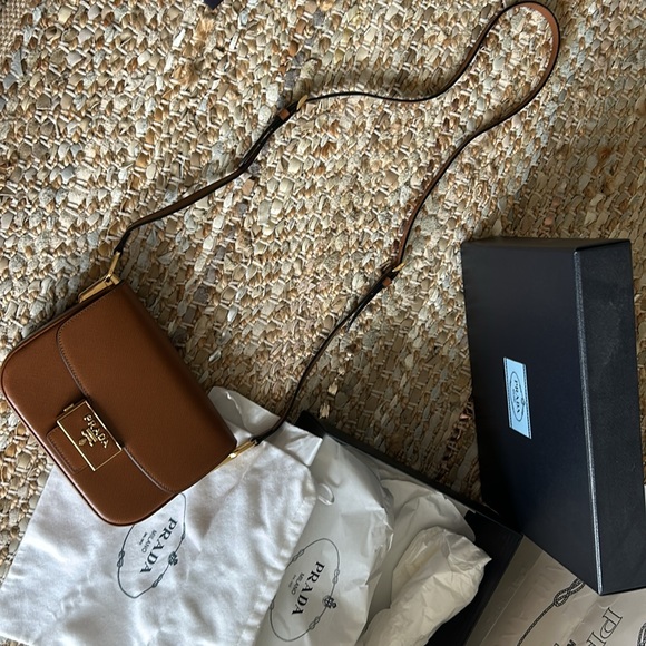 prada "embleme flap" small saffiano COGNAC purse BRAND NEWWW - Picture 16 of 17